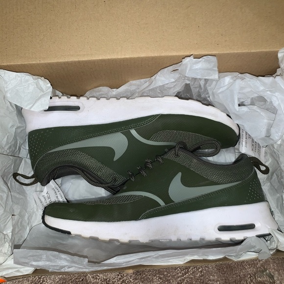 Nike Women's Air Max Thea Shoes - Olive Green - Picture 1 of 2